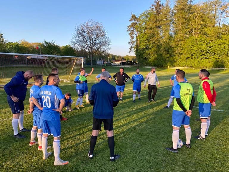 FC Srbija 1968 in Aktion